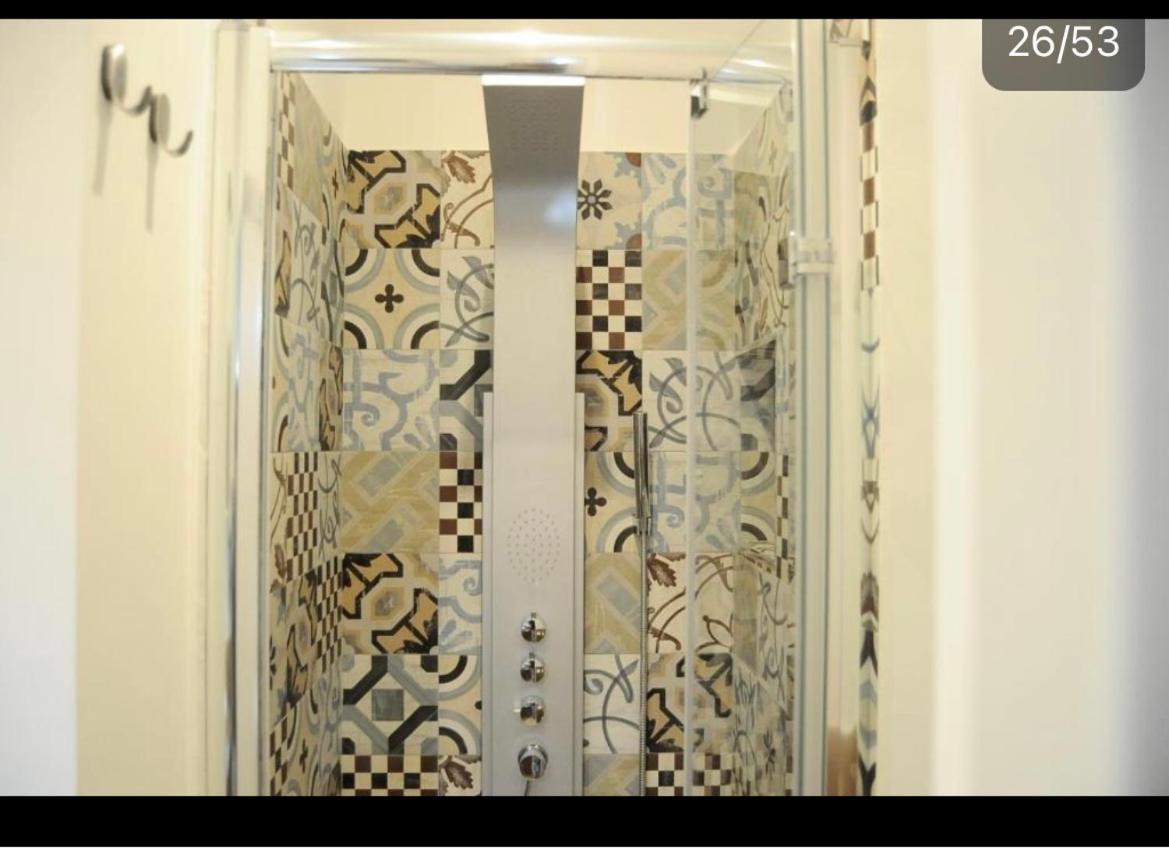 קוסנזה The Corner 180 Suite מראה חיצוני תמונה